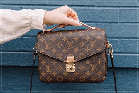 louis vuitton handbags fake and real|are louis vuitton bags real.